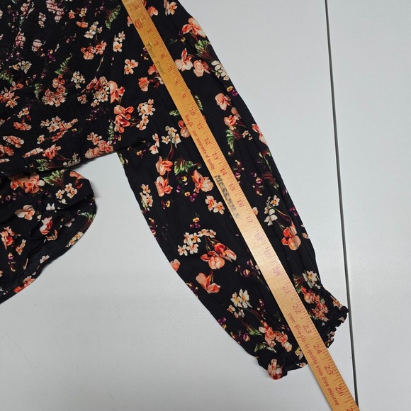 Old Navy Shirt Womens 3X Black Floral Smocked Puff Sleeves Dark Cottage Peasant - Picture 8 of 11